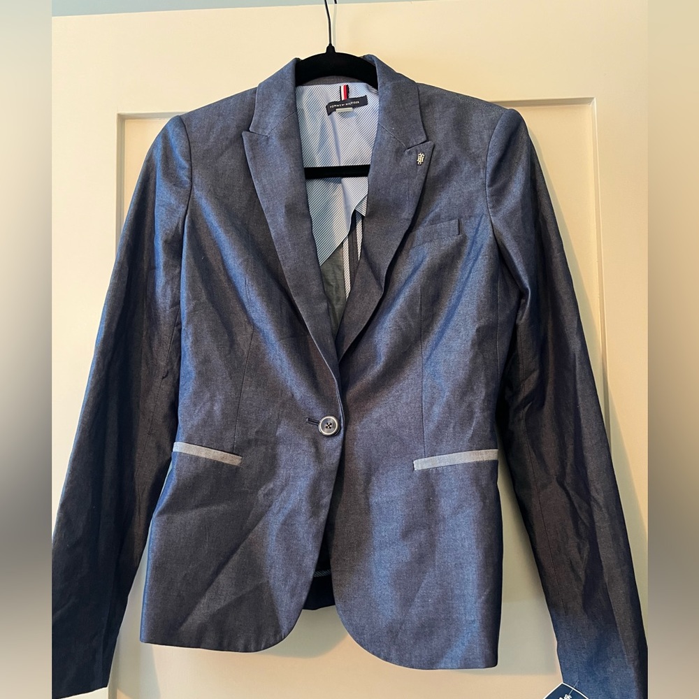 NWT Tommy Hilfiger dark denim mesh blazer. Size 2. Never worn.
